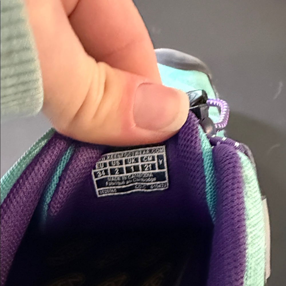 Keen Kids Teal and Purple Waterproof Hiking Shoe - Picture 6 of 6